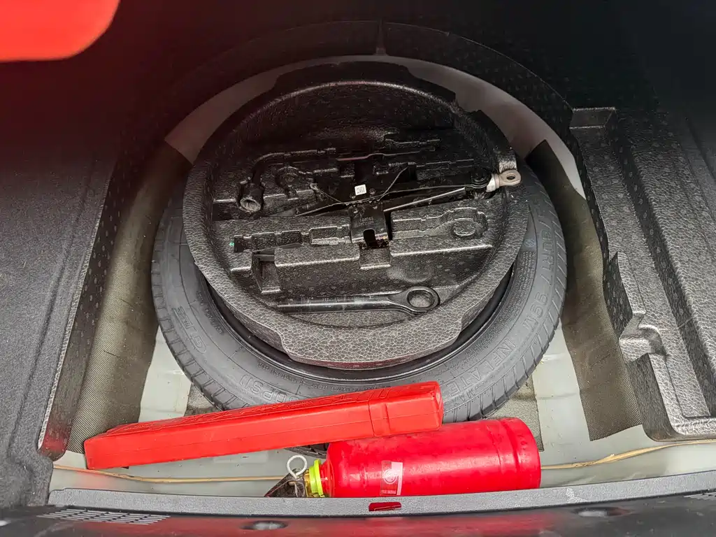 GEELY AUTOMOBILE EMGRAND GL