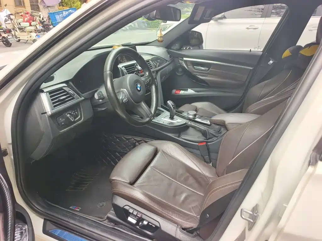 BMW 3 Series — миниатюра 8