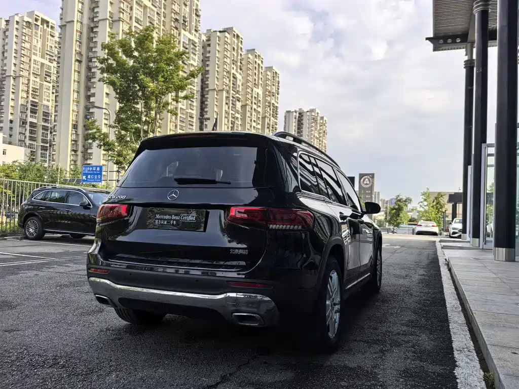Mercedes-Benz GLB — миниатюра 15