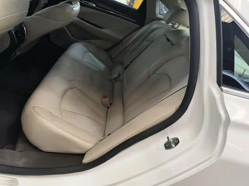 Buick LaCrosse — миниатюра 17
