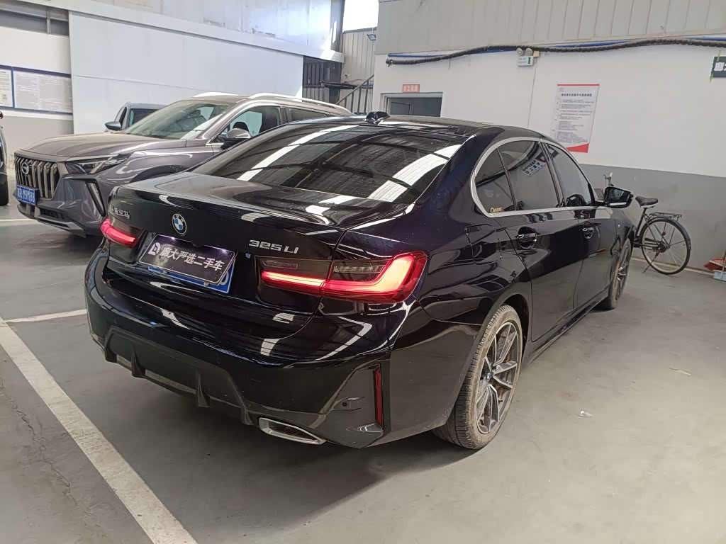 BMW 3 Series 2.0 л 2023 г. Чёрный, пробег 20500 км