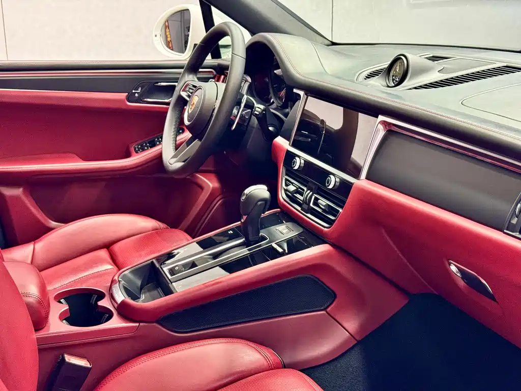 Porsche Macan — миниатюра 18