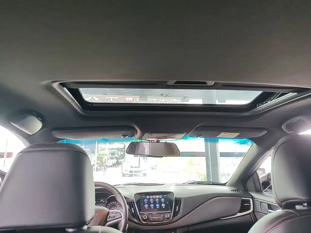 Chevrolet Monza — миниатюра 18