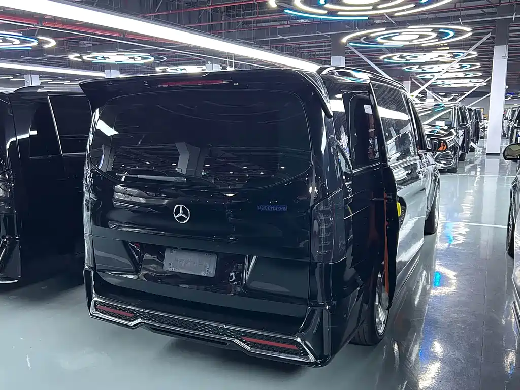Mercedes-Benz Vito — миниатюра 12