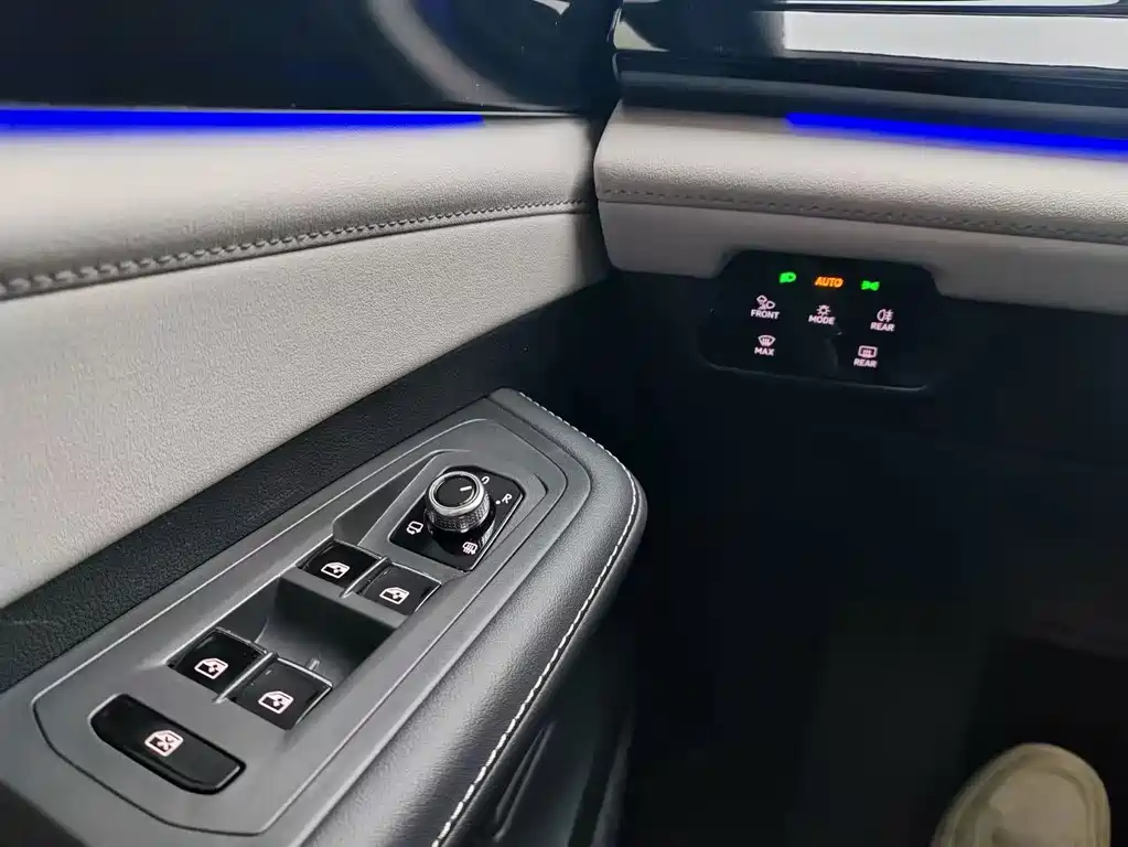 Volkswagen Teramont — миниатюра 12