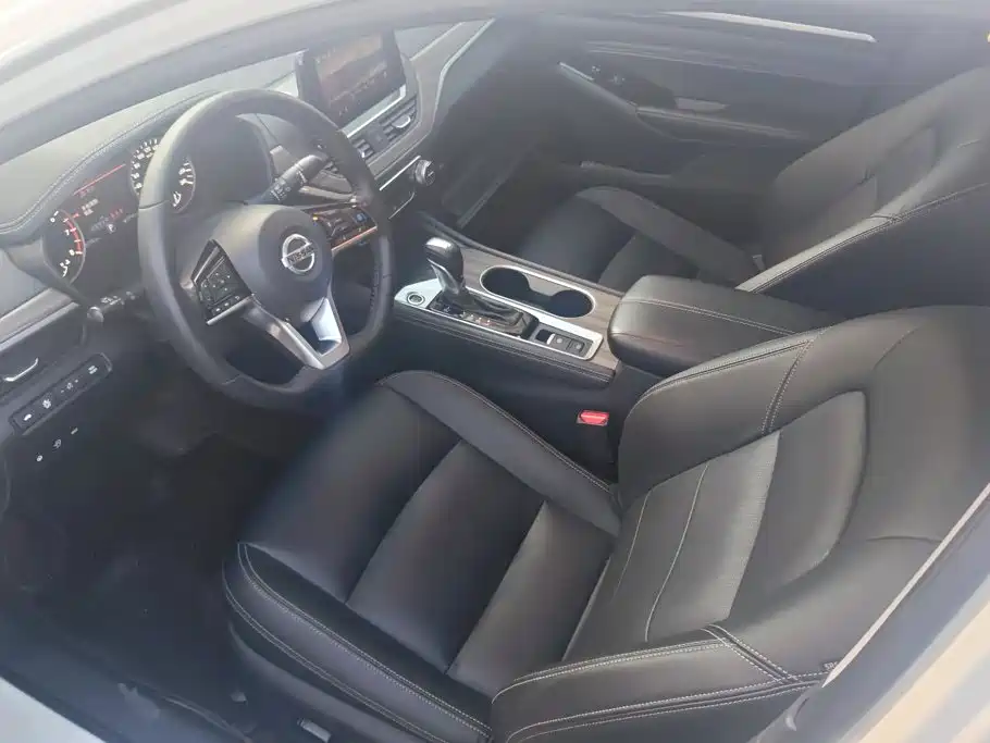 Nissan Teana — миниатюра 9