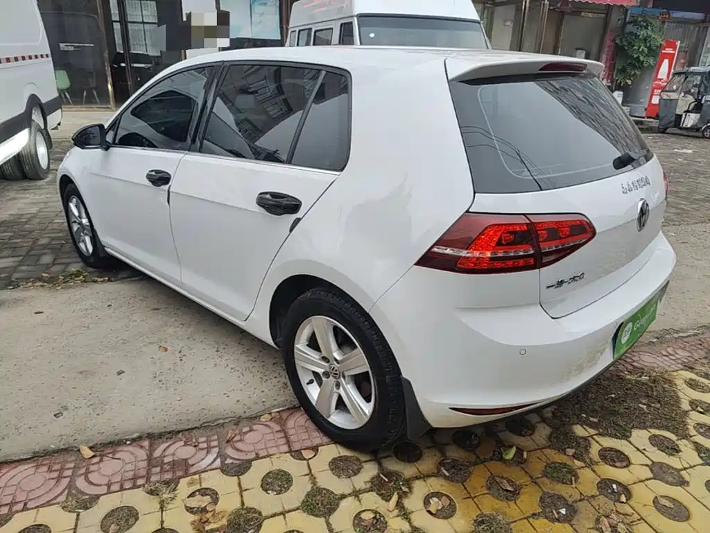 Volkswagen Golf — миниатюра 5