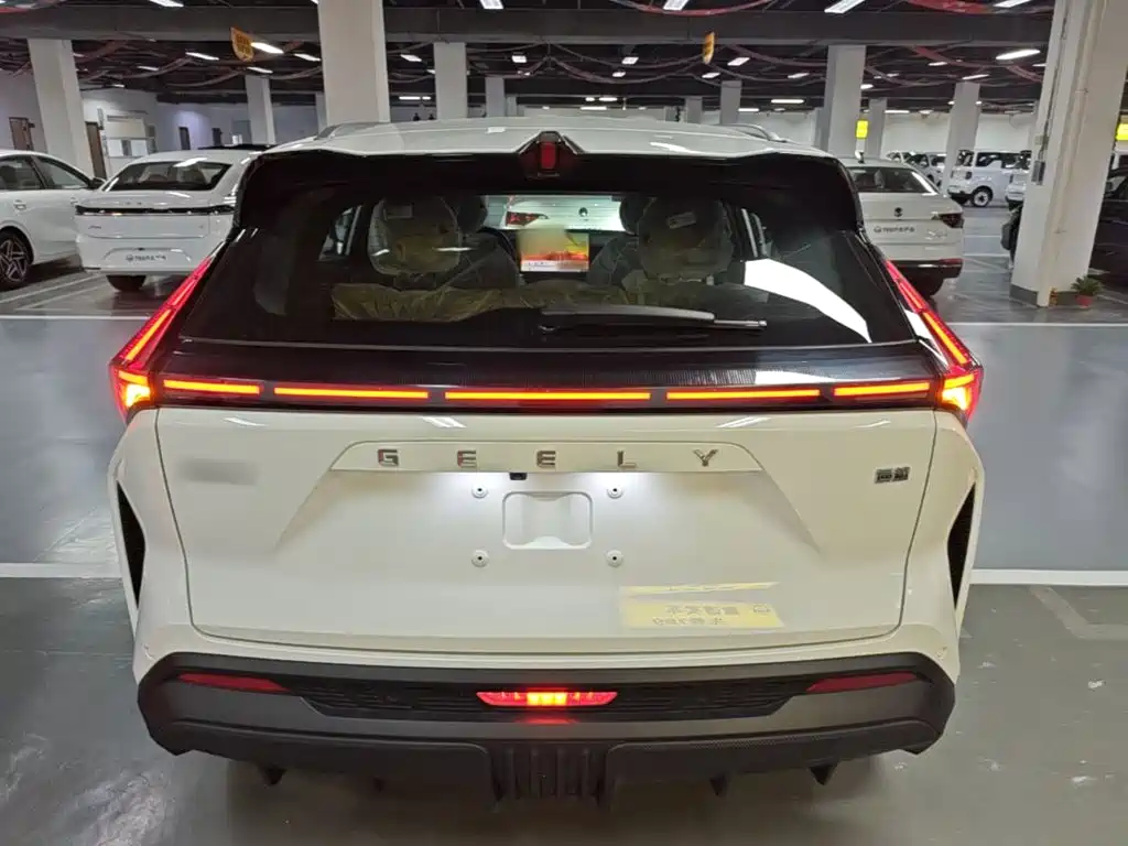 Geely Boyue — миниатюра 6