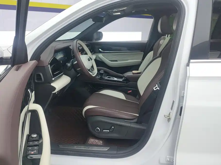 Geely Xingyue L — миниатюра 9