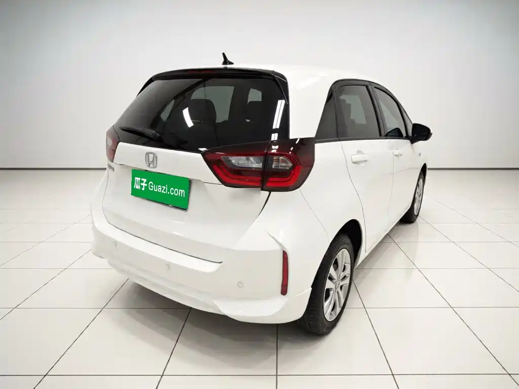 Honda Fit — миниатюра 6