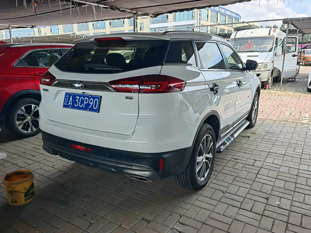Geely Boyue — миниатюра 7