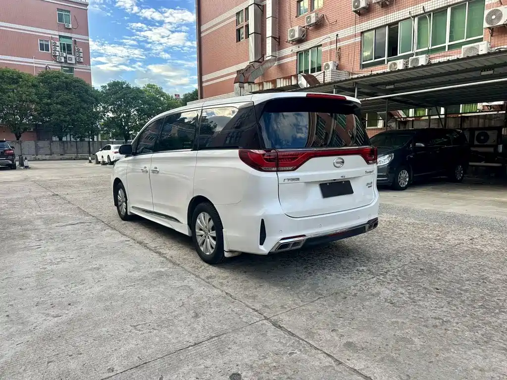 GAC Motor Trumpchi M8 — миниатюра 4