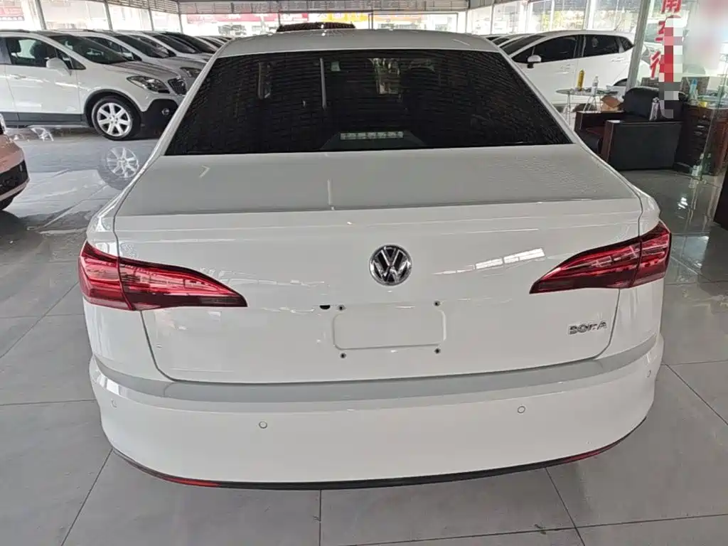 Volkswagen Bora — миниатюра 6