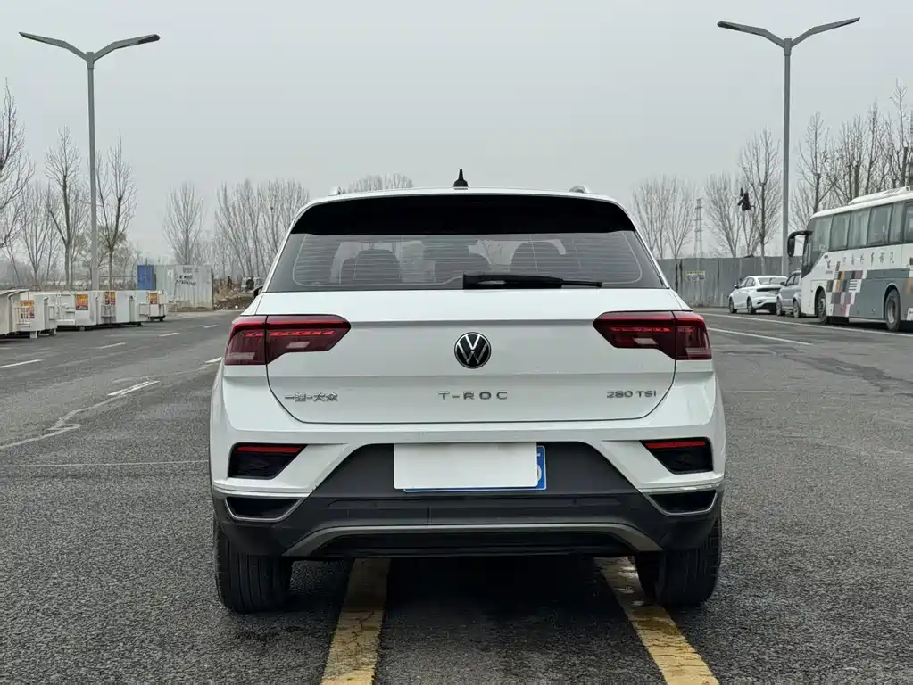 VOLKSWAGEN T ROC EXPLORING SONGS