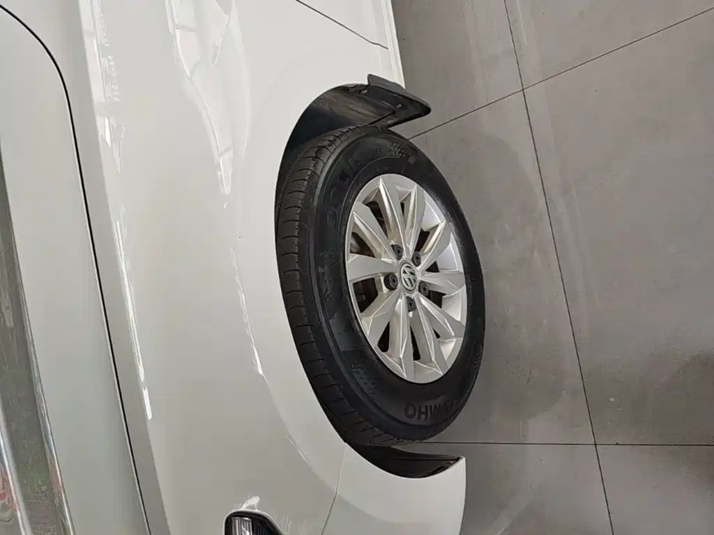 Volkswagen Bora — миниатюра 23