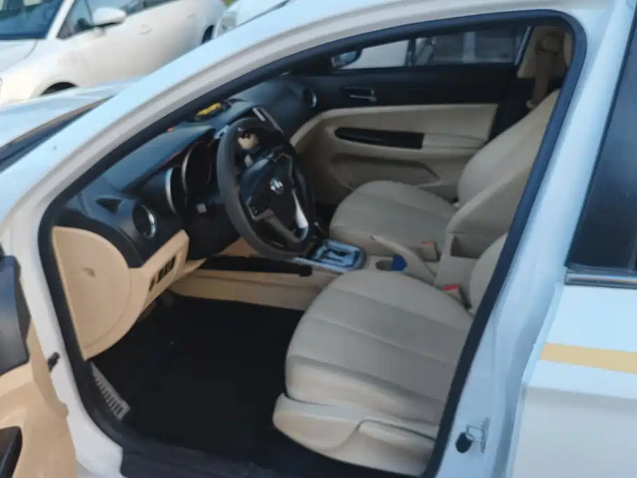Changan Eado — миниатюра 9