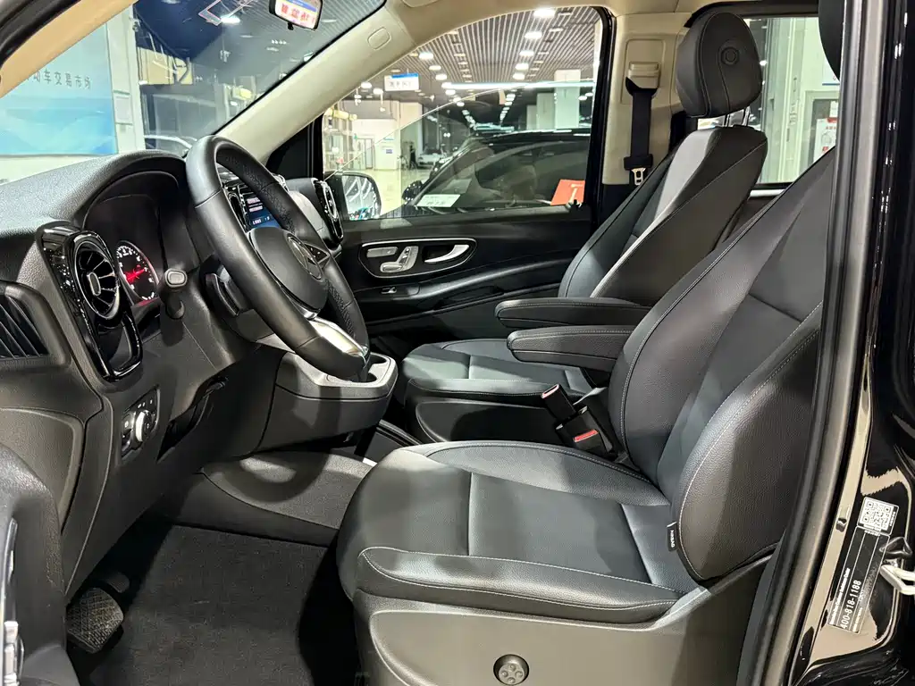 Mercedes-Benz Vito — миниатюра 4