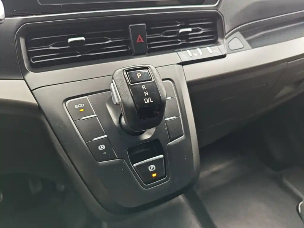 Ford Transit — миниатюра 14