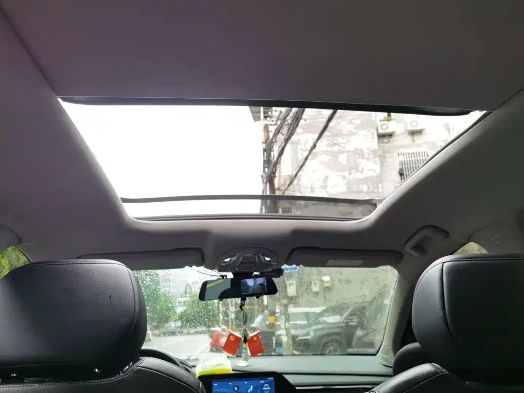 Wuling Victory — миниатюра 19