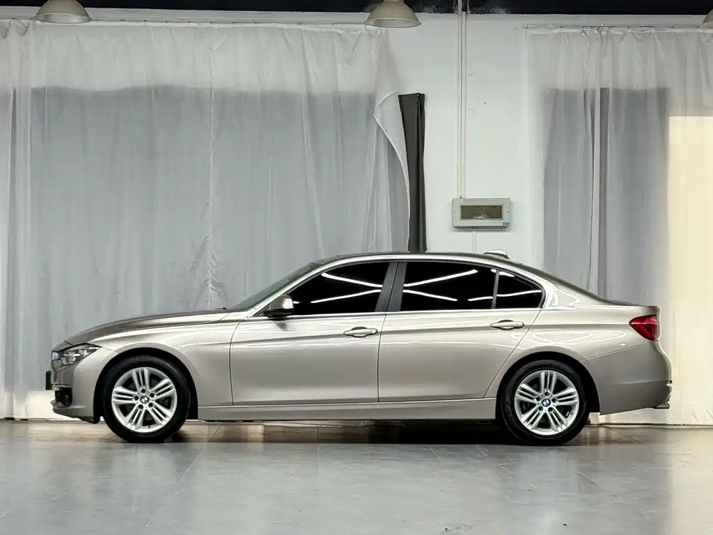 BMW 3 Series — миниатюра 4