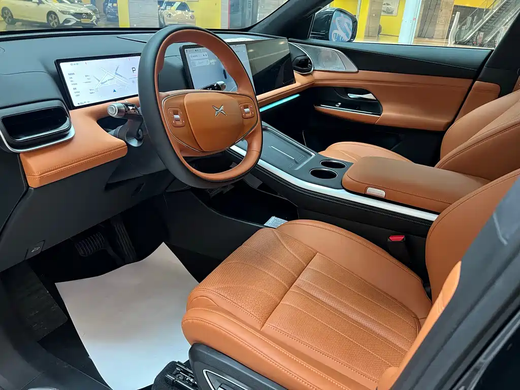 XPeng G9 — миниатюра 5