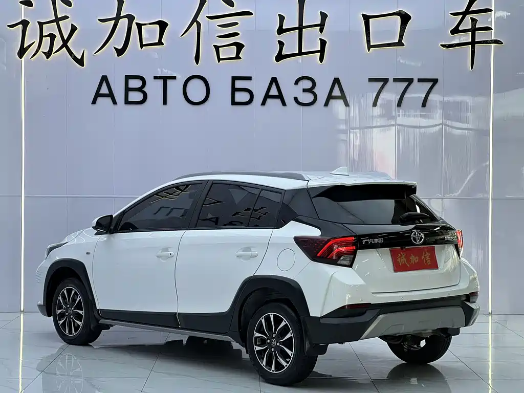 Toyota Yaris L — миниатюра 6