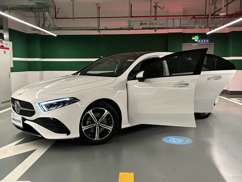 MERCEDES-BENZ A CLASS