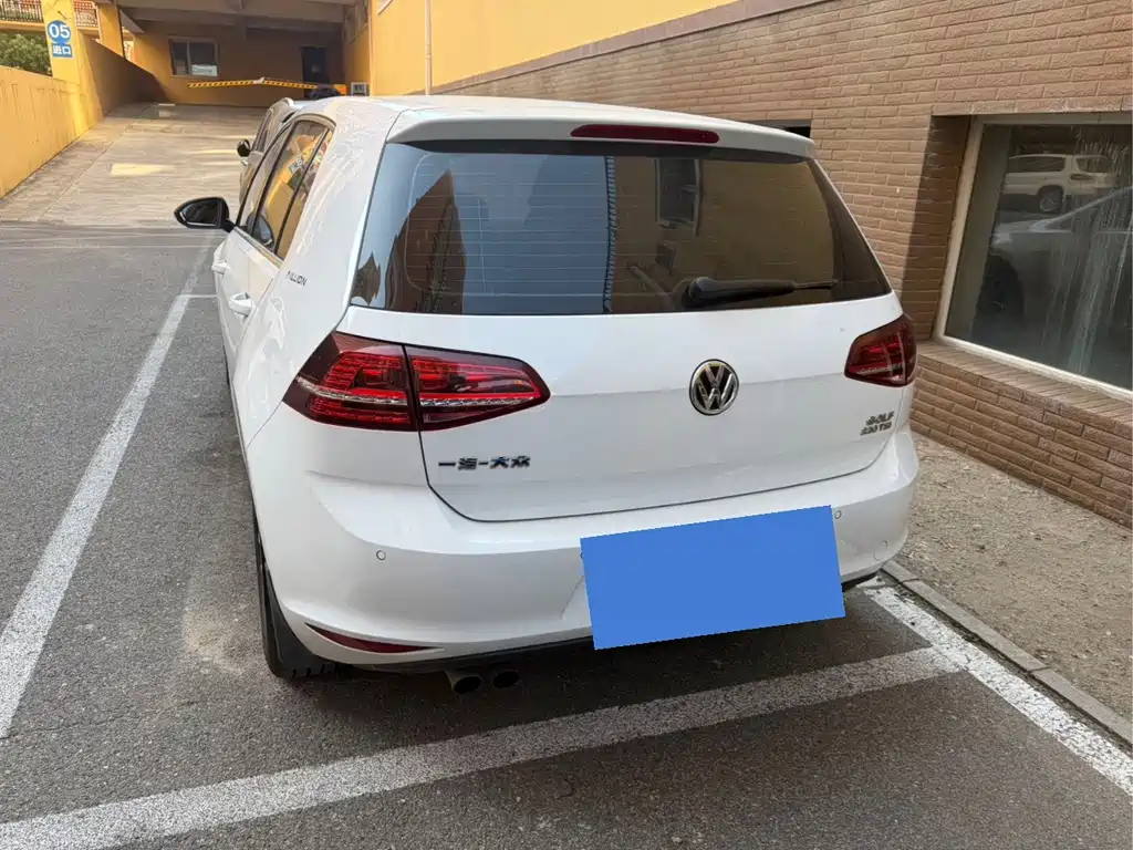 Volkswagen Golf — миниатюра 9