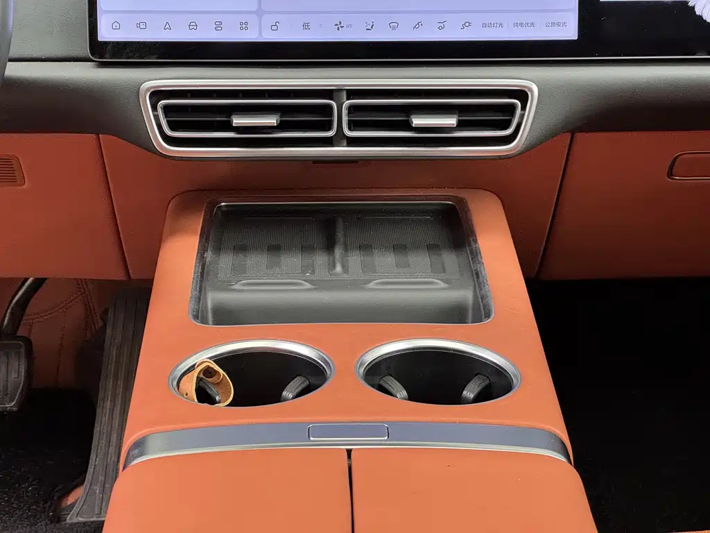 Li Auto Li L6 — миниатюра 14