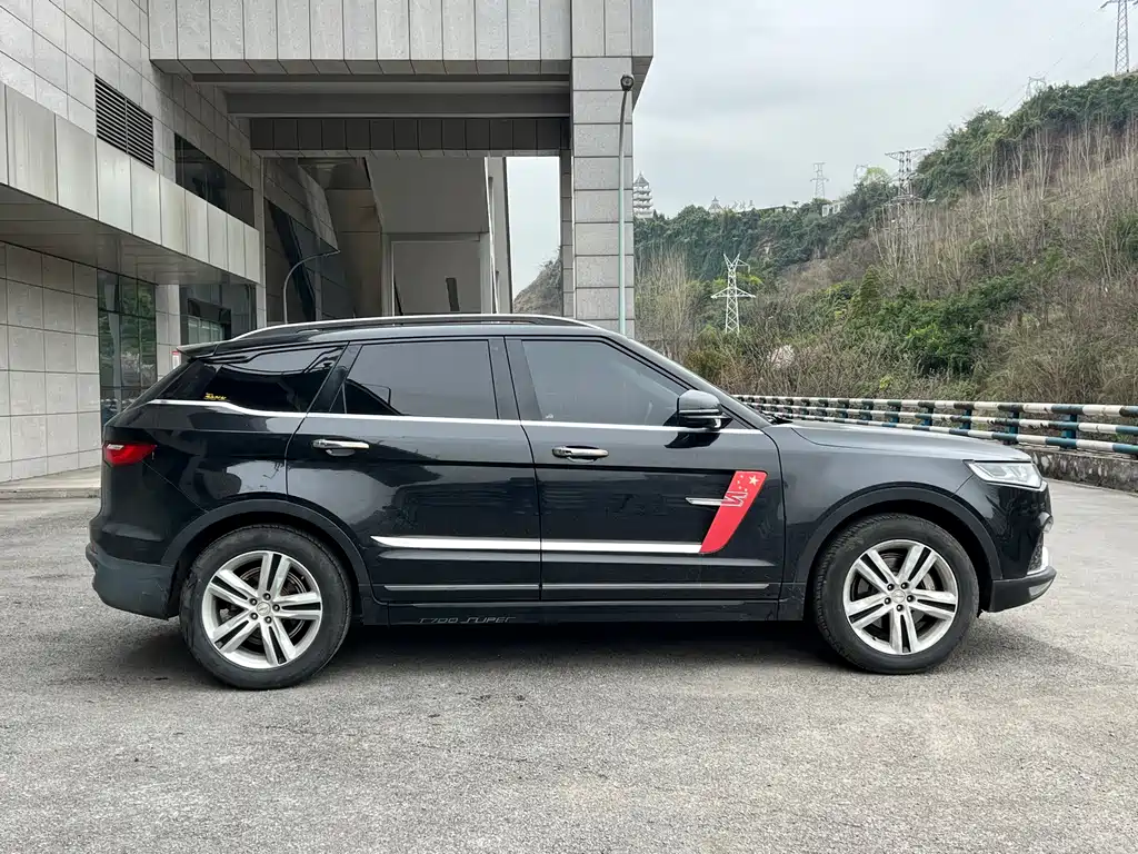ZOTYE T700