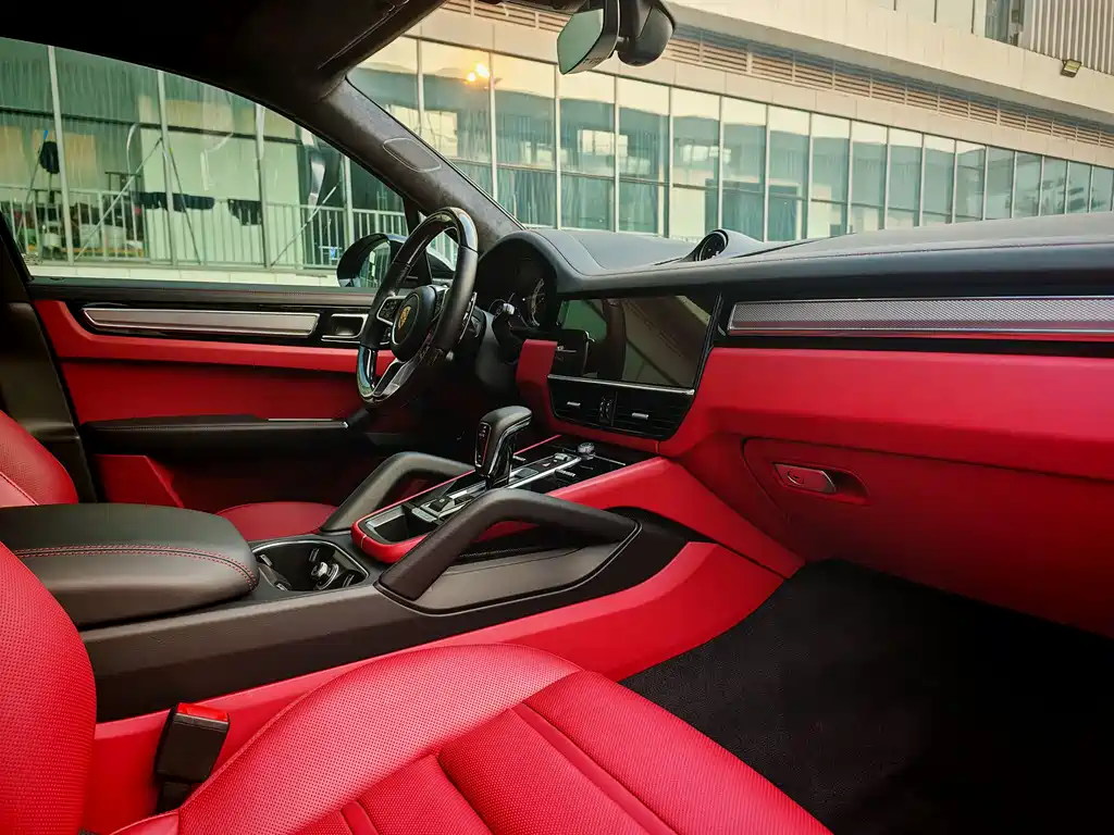 PORSCHE CAYENNE NEW ENERGY