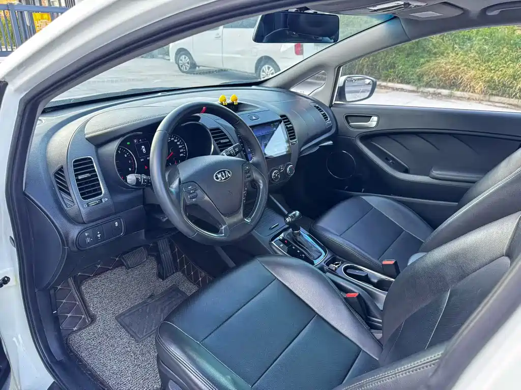 Kia K3 — миниатюра 4