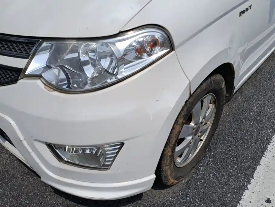 Wuling Hongguang — миниатюра 5