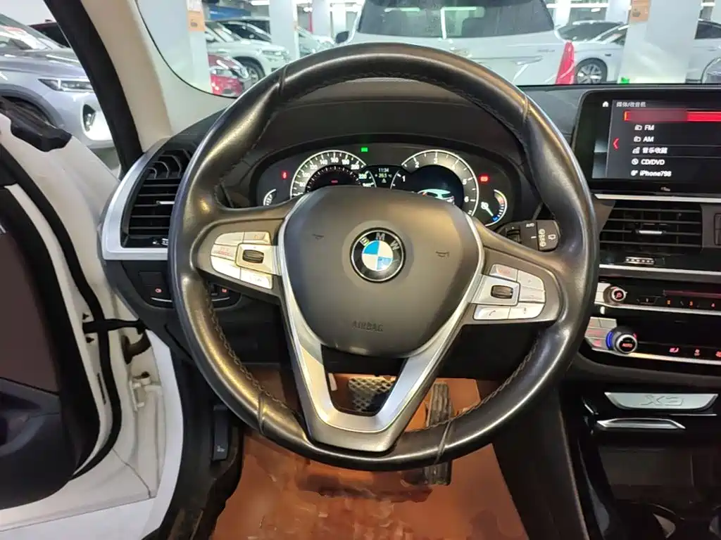 BMW X3 — миниатюра 11