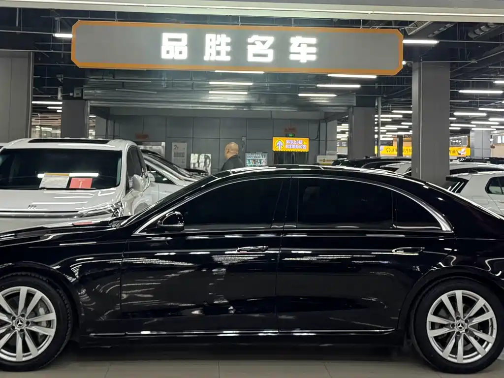 MERCEDES-BENZ S CLASS