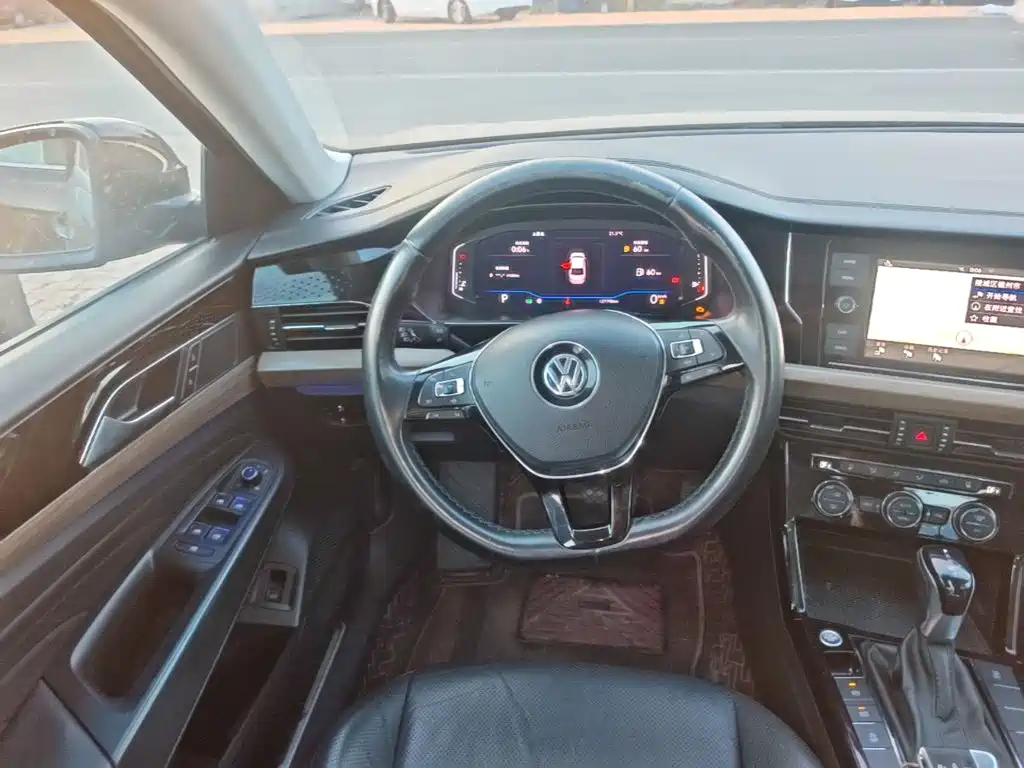 Volkswagen Passat — миниатюра 11