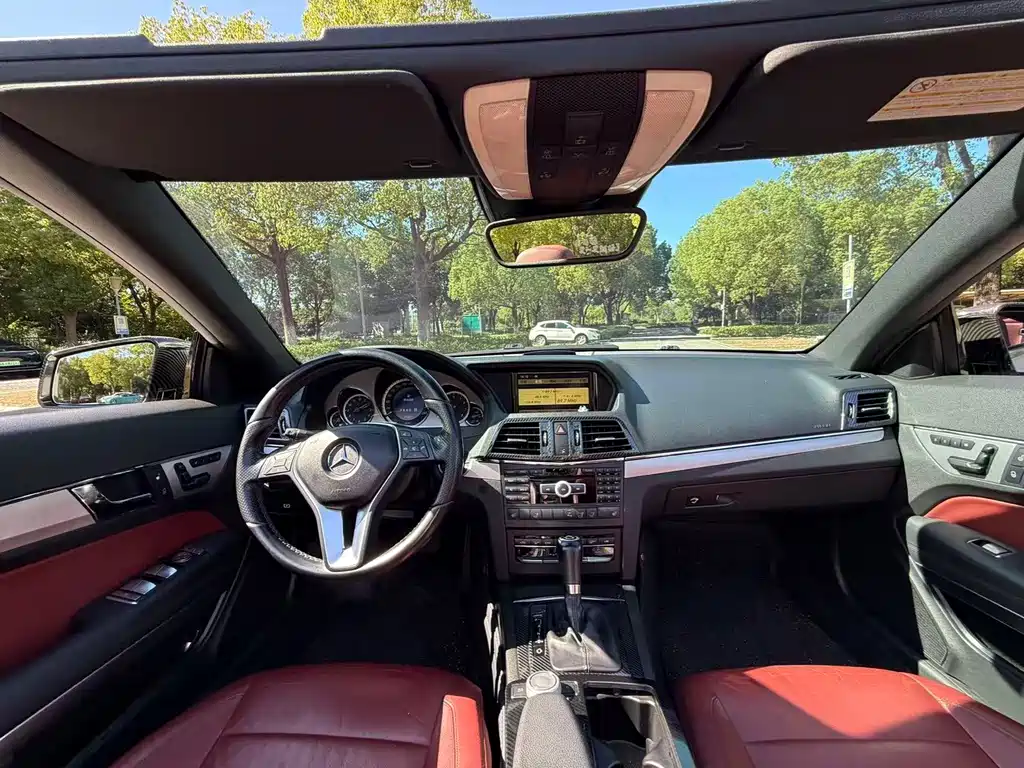 Mercedes-Benz E-Class (Import) — миниатюра 14