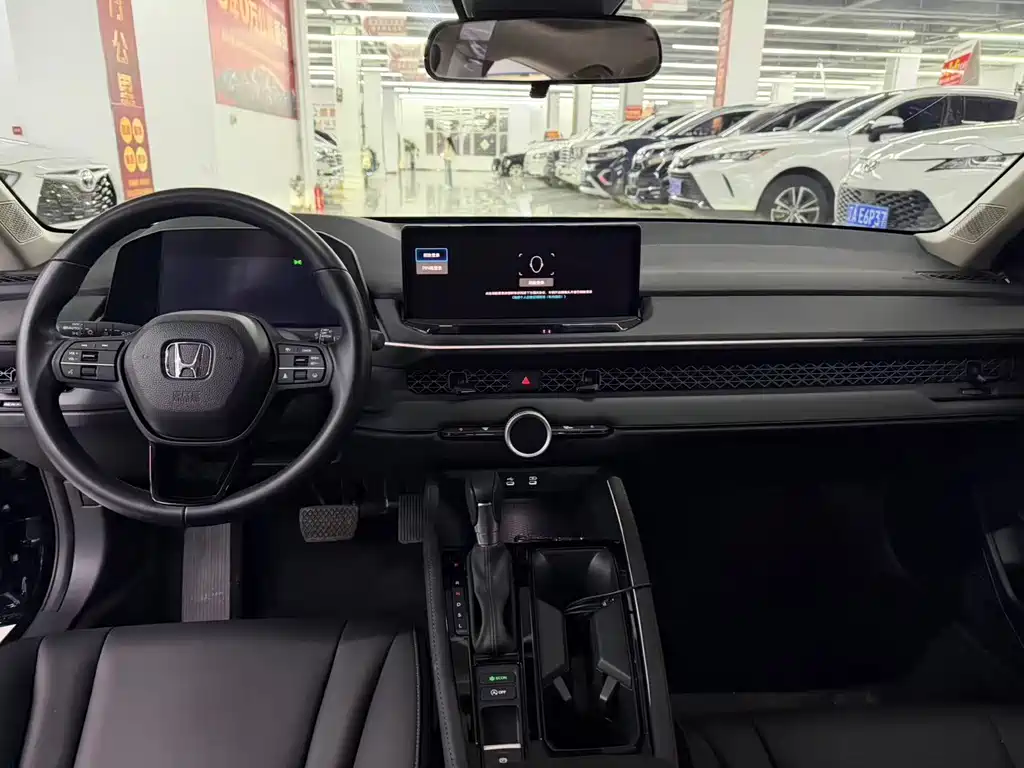 Honda Accord — миниатюра 6