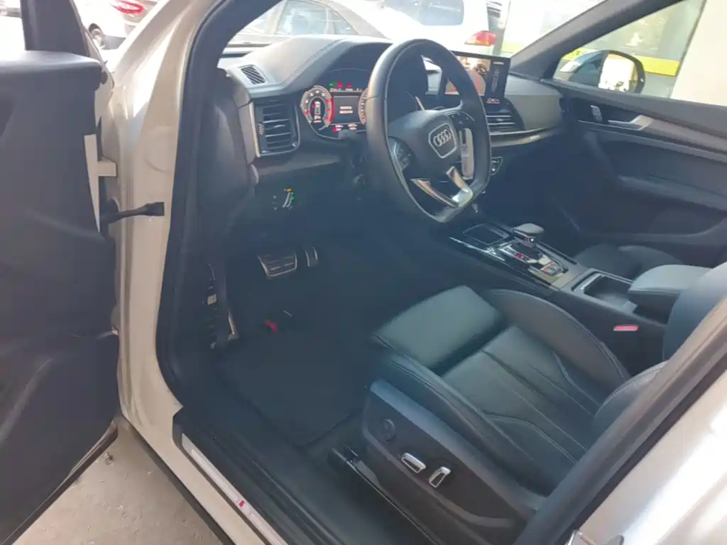 Audi Q5L — миниатюра 16