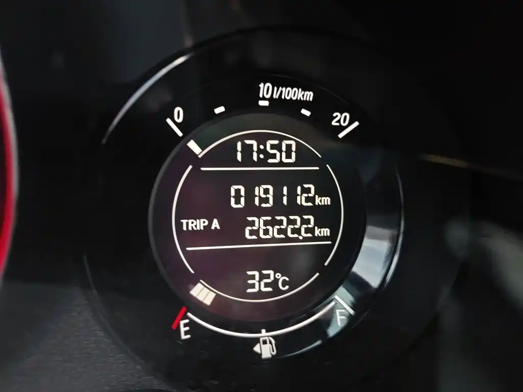 Honda XR-V — миниатюра 8