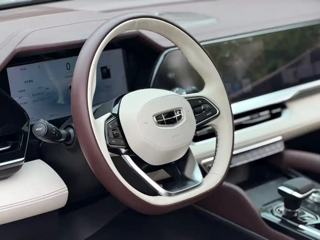 Geely Xingyue L — миниатюра 9