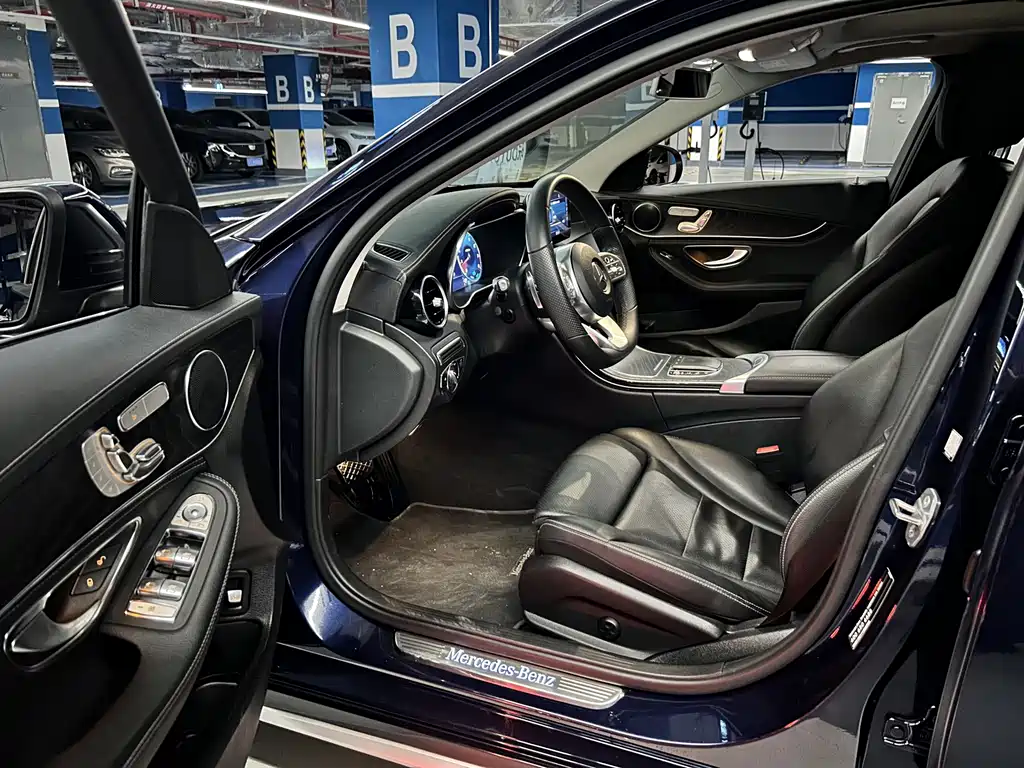 MERCEDES-BENZ C CLASS