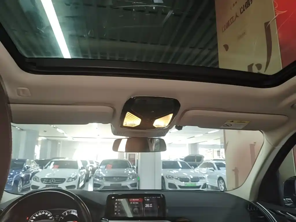 BMW X3 — миниатюра 18