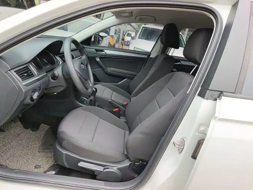 Volkswagen Bora — миниатюра 15