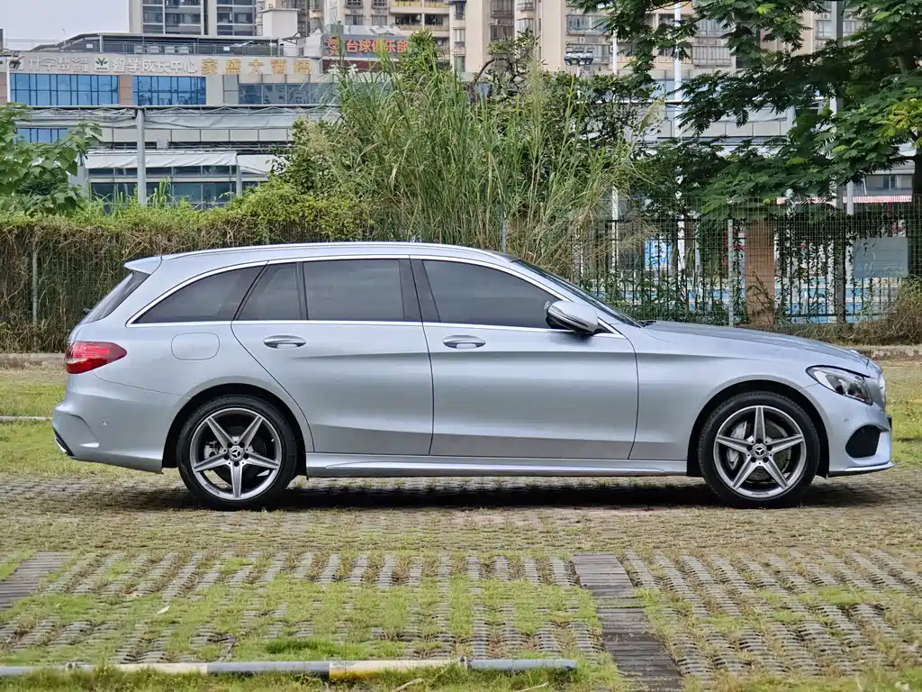Mercedes-Benz C-Class (Import) — миниатюра 10