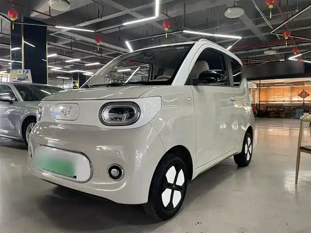 WULING AUTOMOBILE HONGGUANG MINIEV 2024