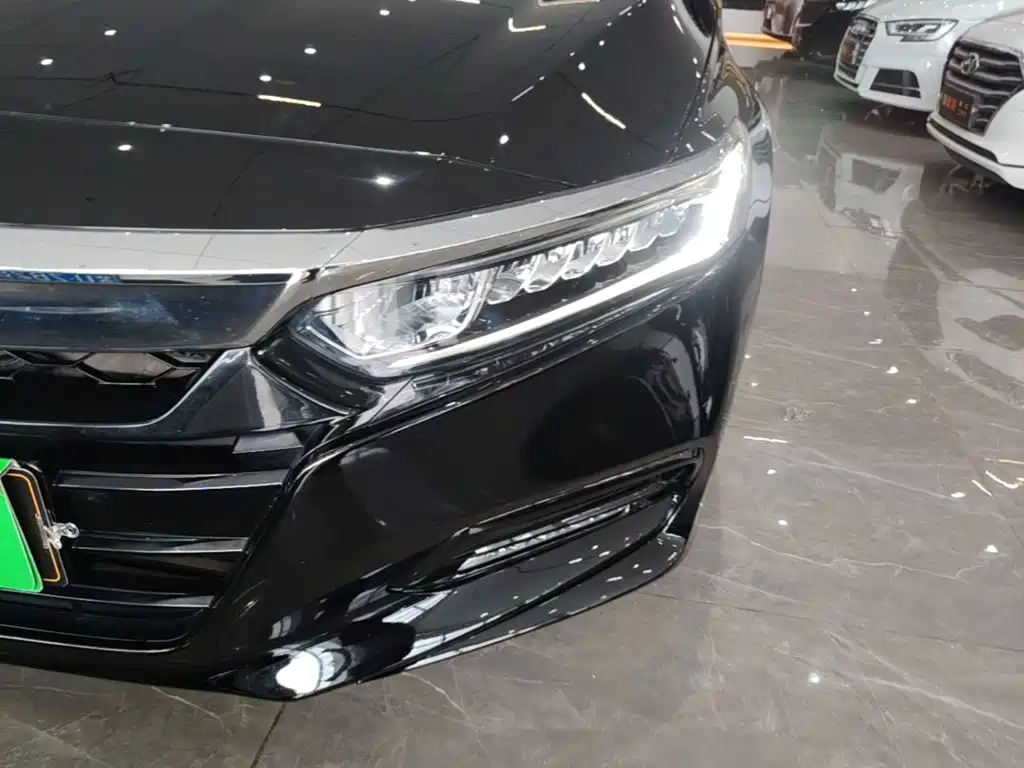 Honda Accord — миниатюра 24