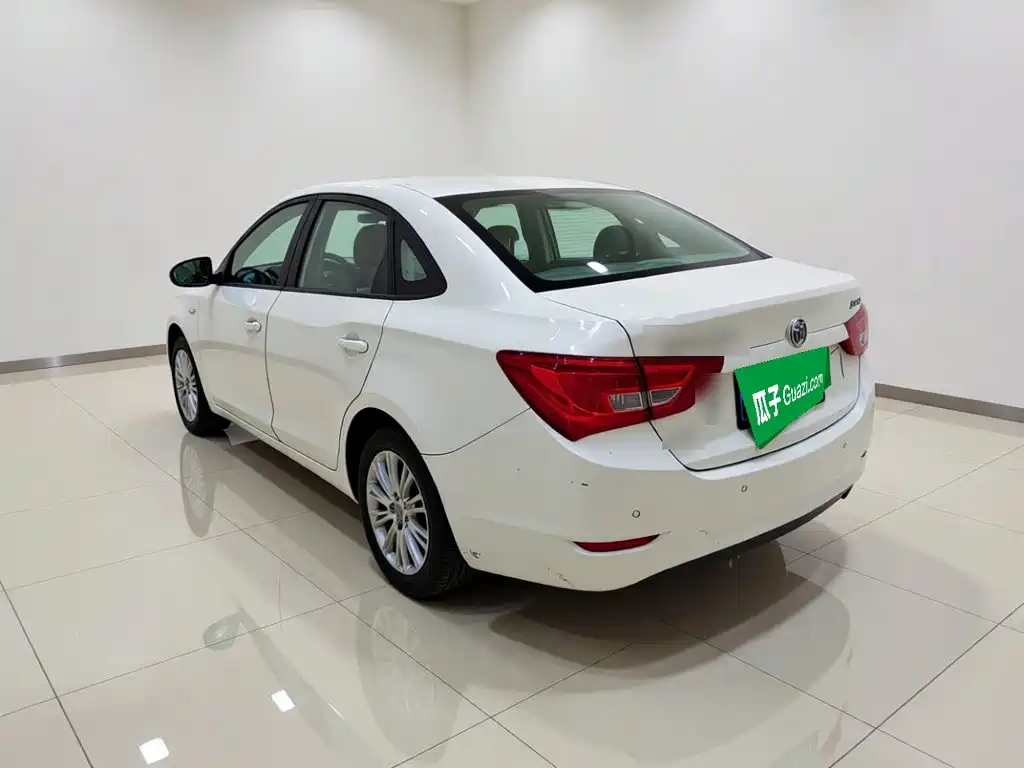 Buick Excelle — миниатюра 4