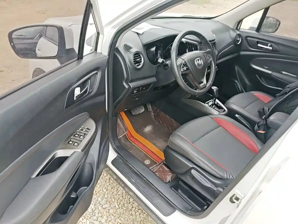 Changan CS15 — миниатюра 16