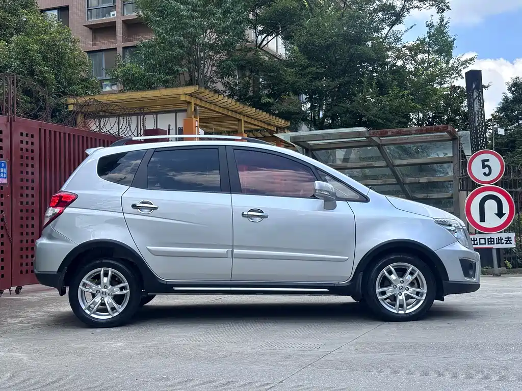 Changan CX20 — миниатюра 12